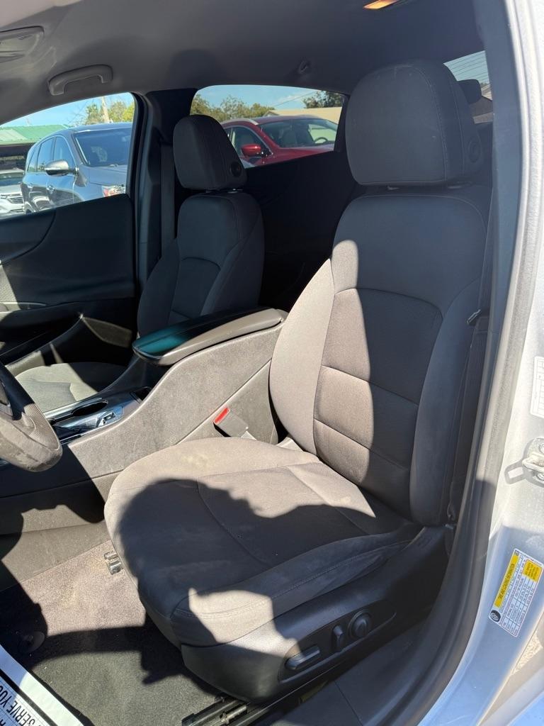 Chevrolet Malibu  2022