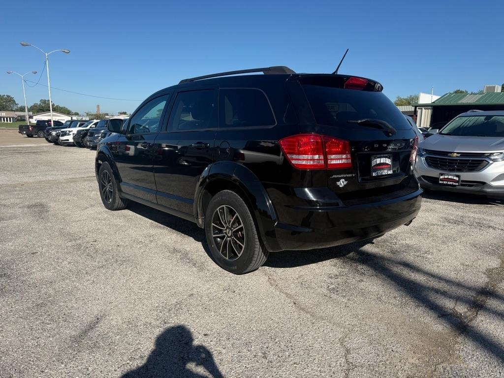 Dodge Journey photo 2