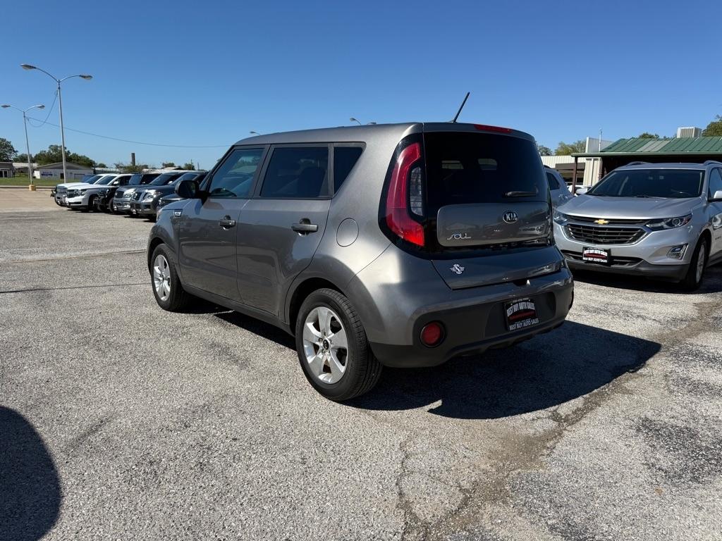 Kia Soul photo 2
