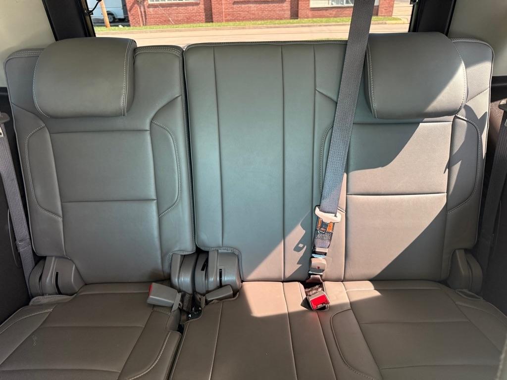 GMC Yukon Denali  2017