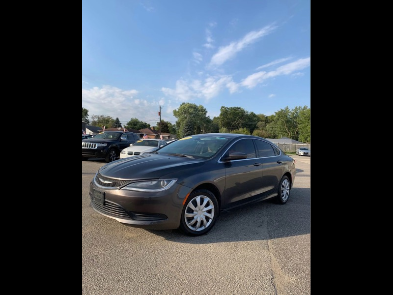 2015 Chrysler 200 LX 
