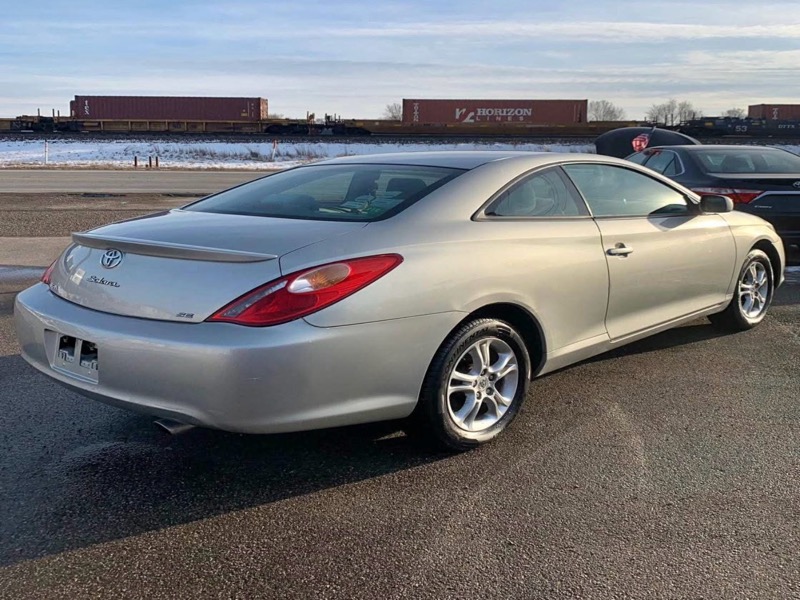 2004 Toyota Camry Solara SE