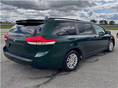 2011 Toyota Sienna 