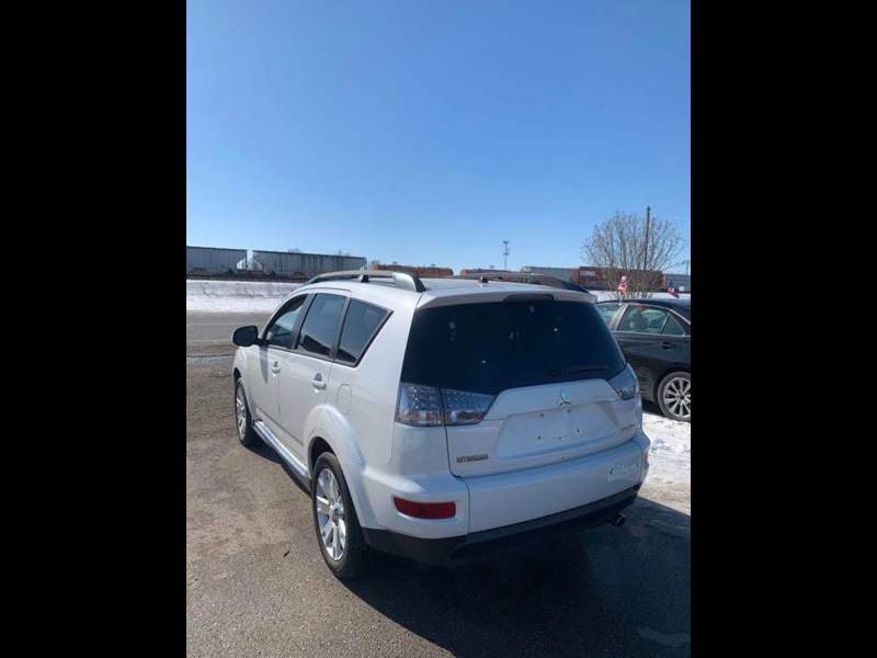 2012 Mitsubishi Outlander SE AWD