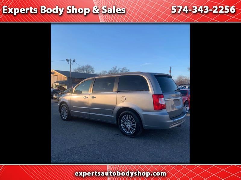 2013 Chrysler Town & Country Touring-L