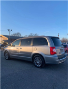 2013 Chrysler Town & Country 