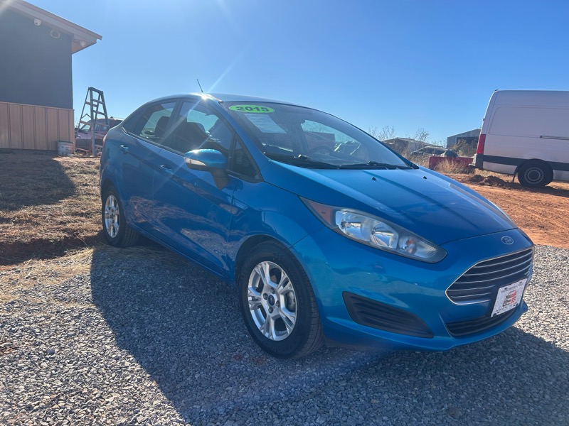 2015 Ford Fiesta SE Sedan
