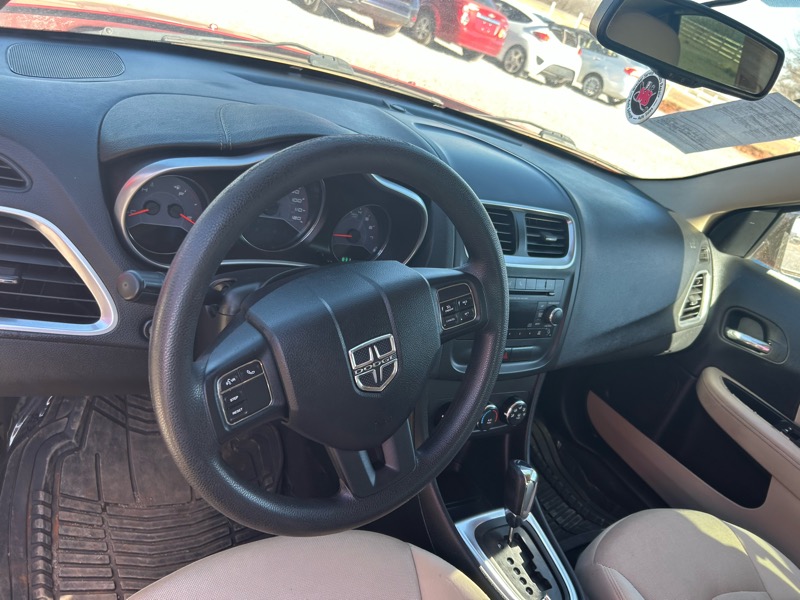 Dodge Avenger SE 2012