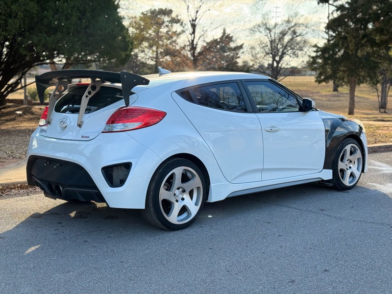 2013 Hyundai Veloster Base