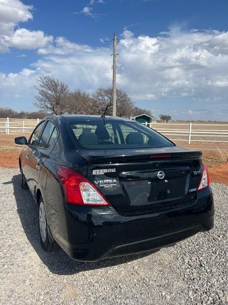 Nissan Versa 1.6 S 5M 2016