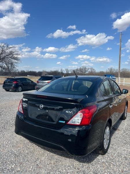 Nissan Versa 1.6 S 5M 2016