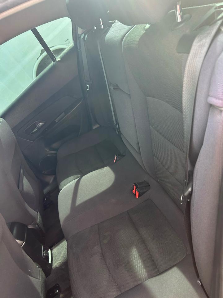 Chevrolet Cruze 1LT 2012