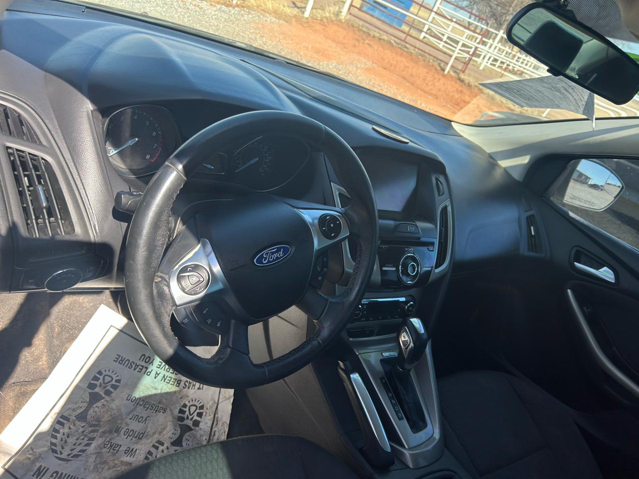 Ford Focus SEL Sedan 2012