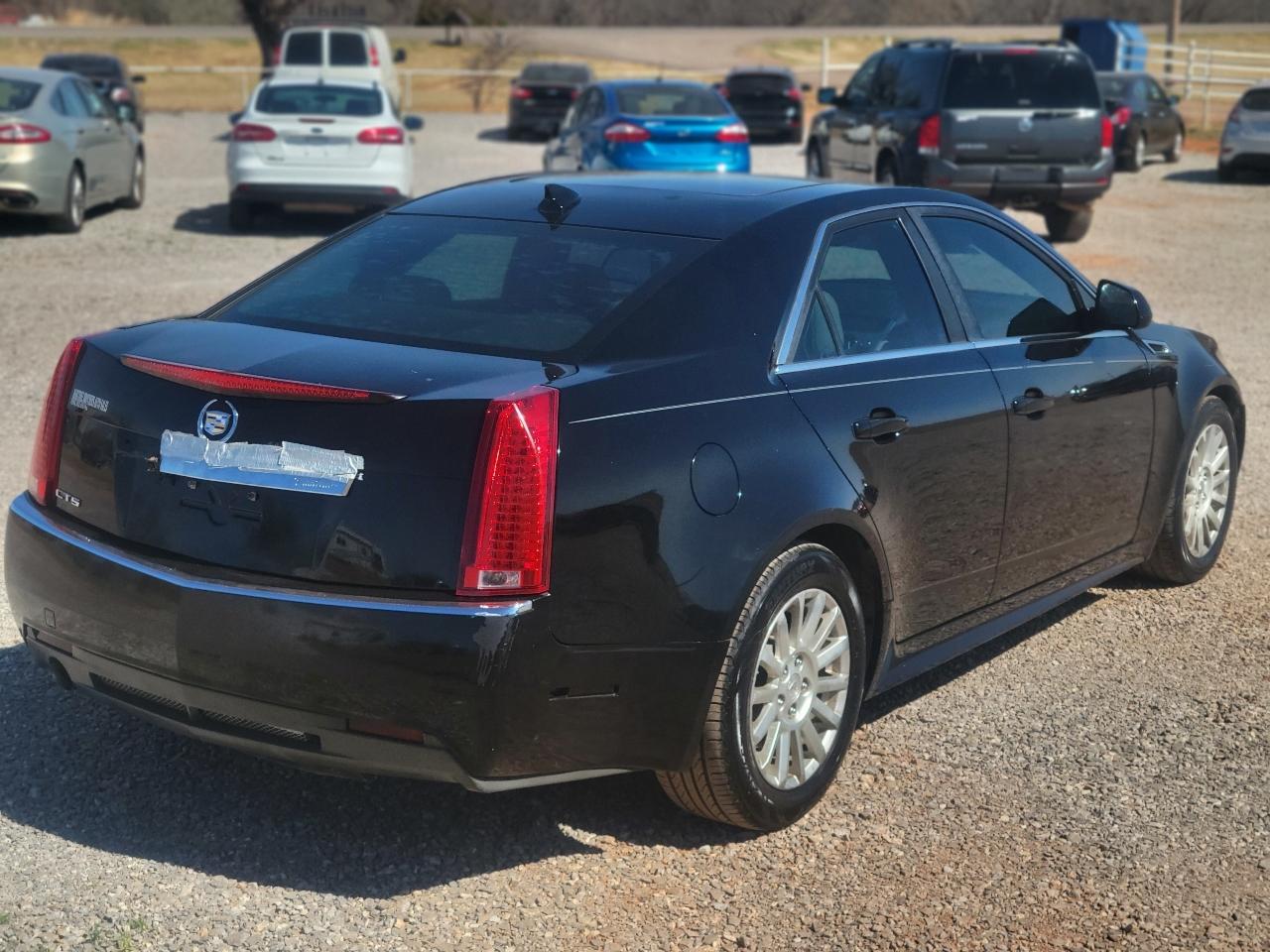 Cadillac CTS Base 2012