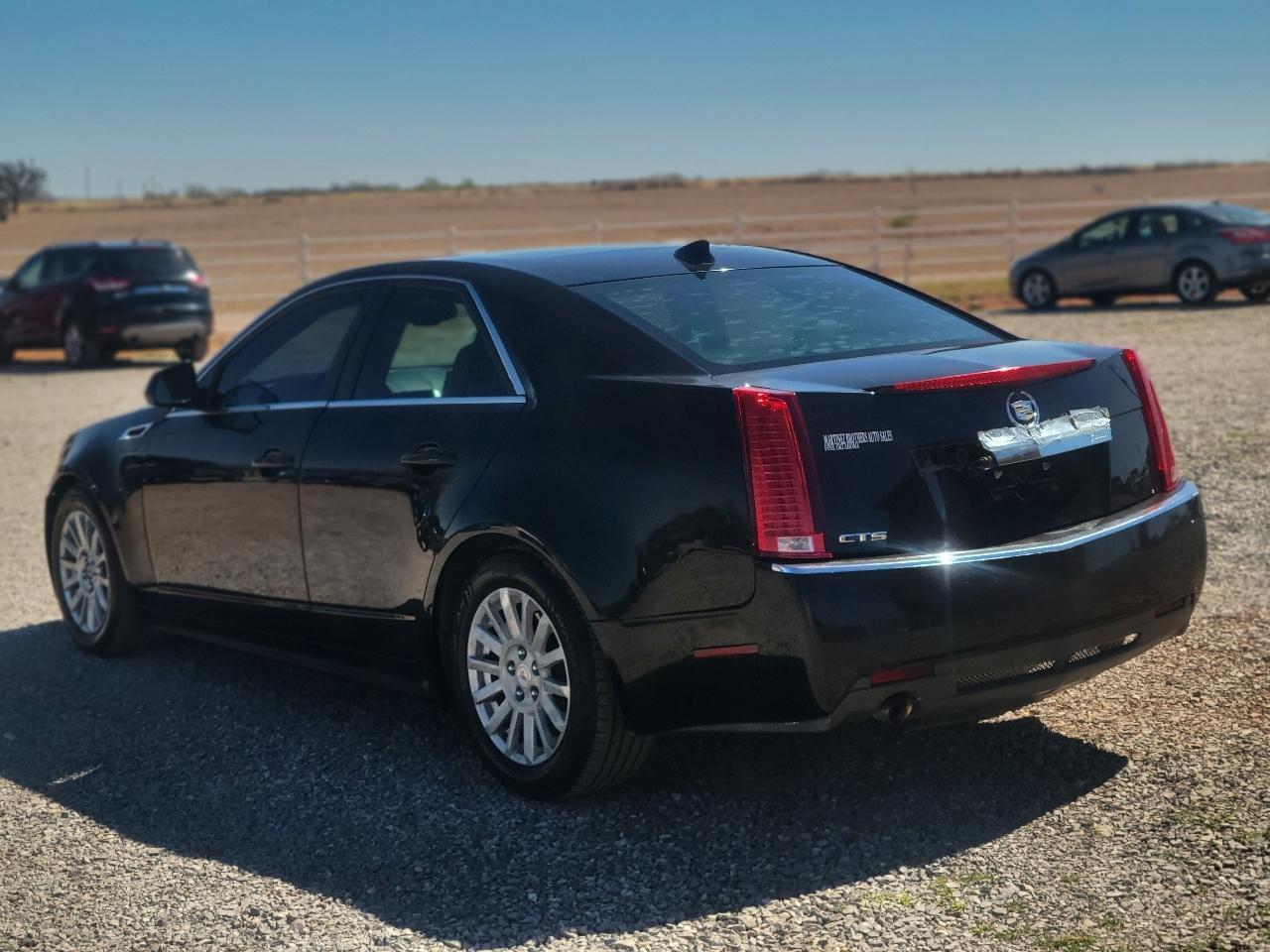 Cadillac CTS Base 2012