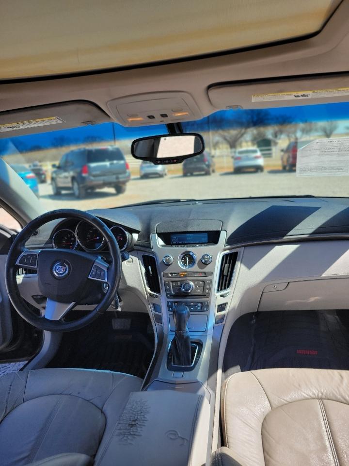 Cadillac CTS Base 2012