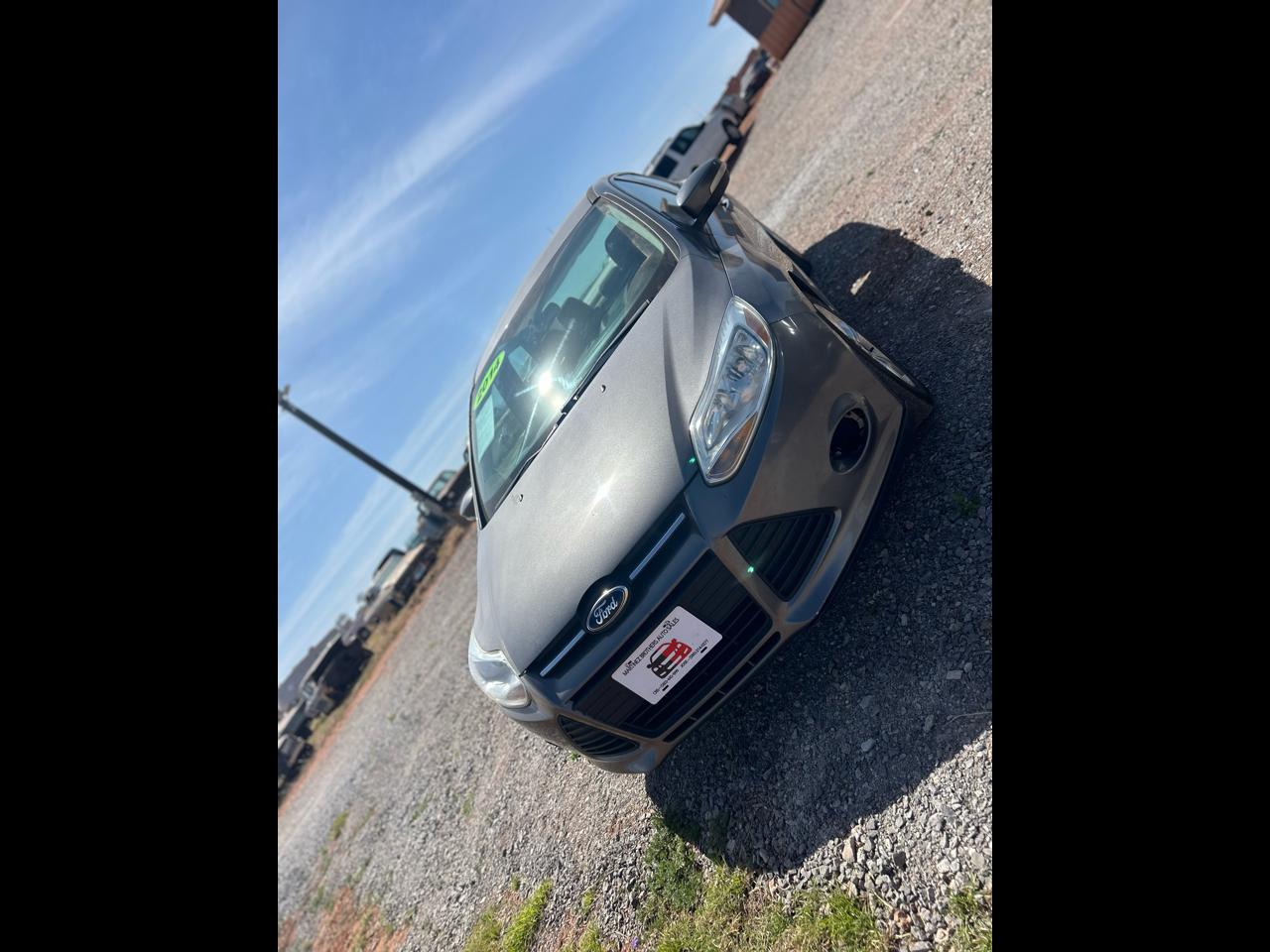 2014 Ford Focus SE Sedan