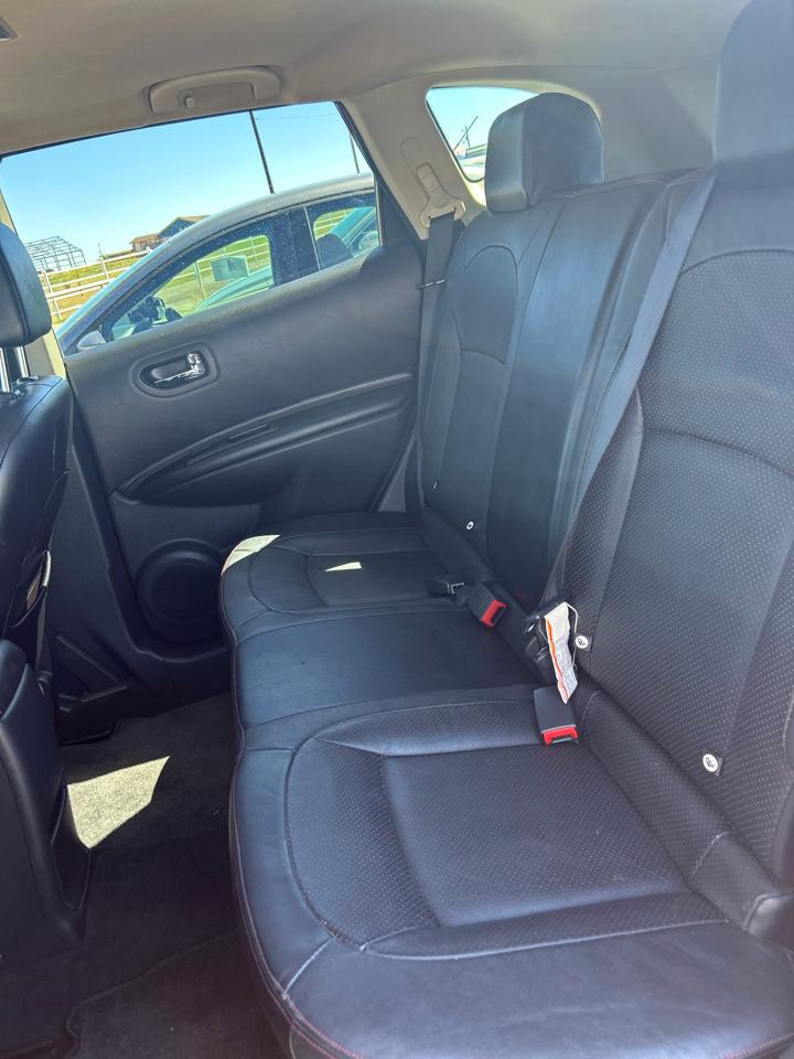 Nissan Rogue S 2WD 2012