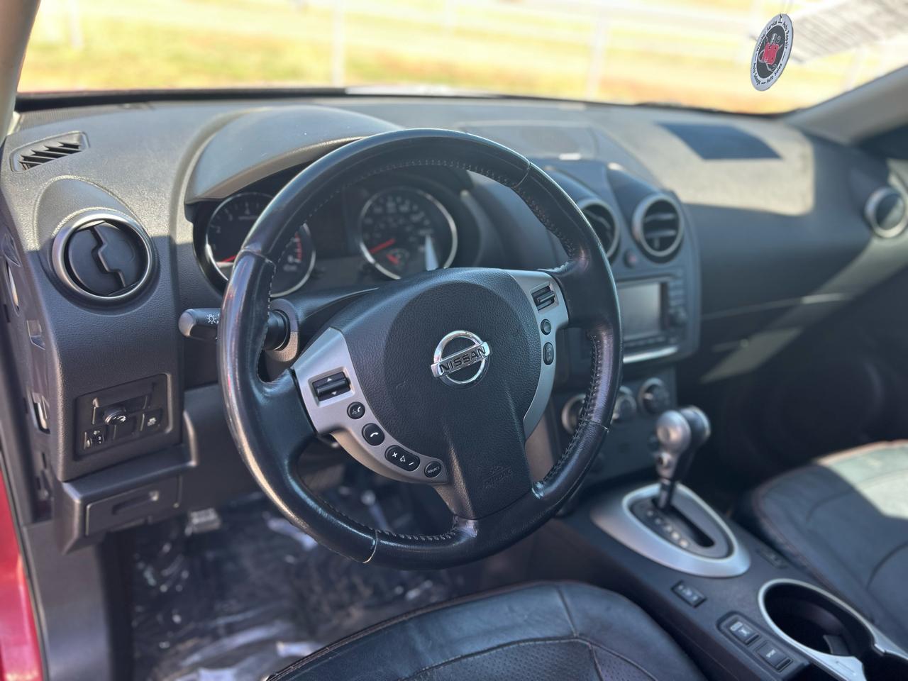 Nissan Rogue S 2WD 2012