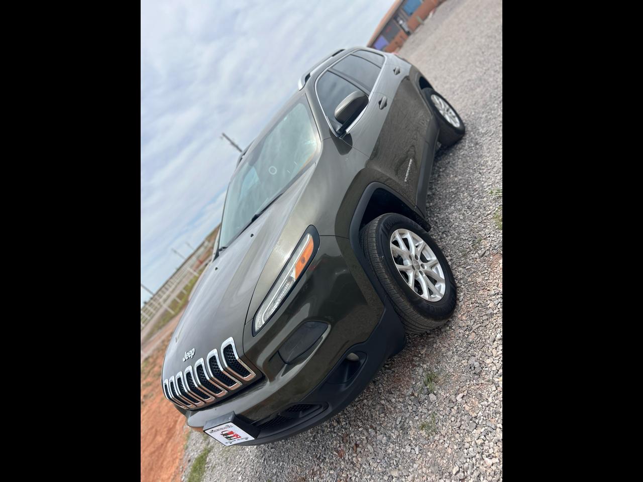 Jeep Cherokee Latitude 4WD 2014