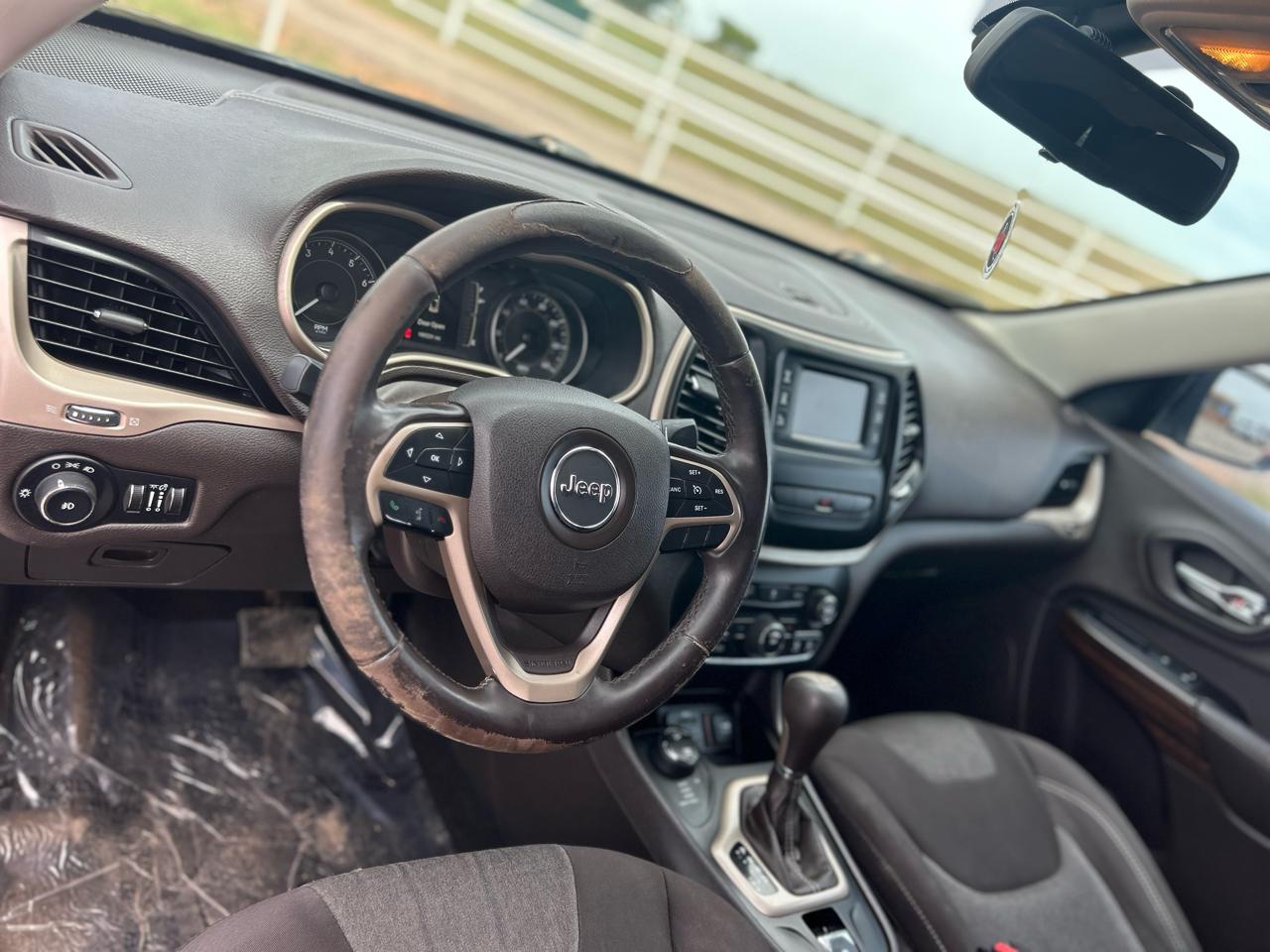 Jeep Cherokee Latitude 4WD 2014