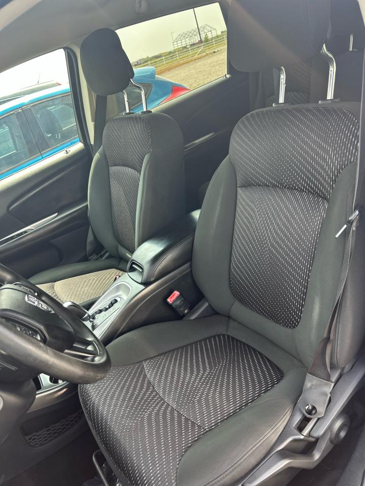 Dodge Journey SE 2012