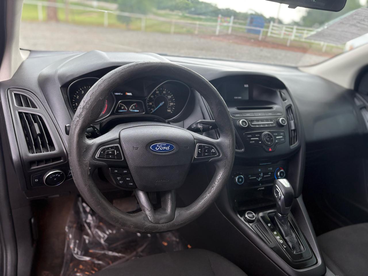 Ford Focus SE Sedan 2015