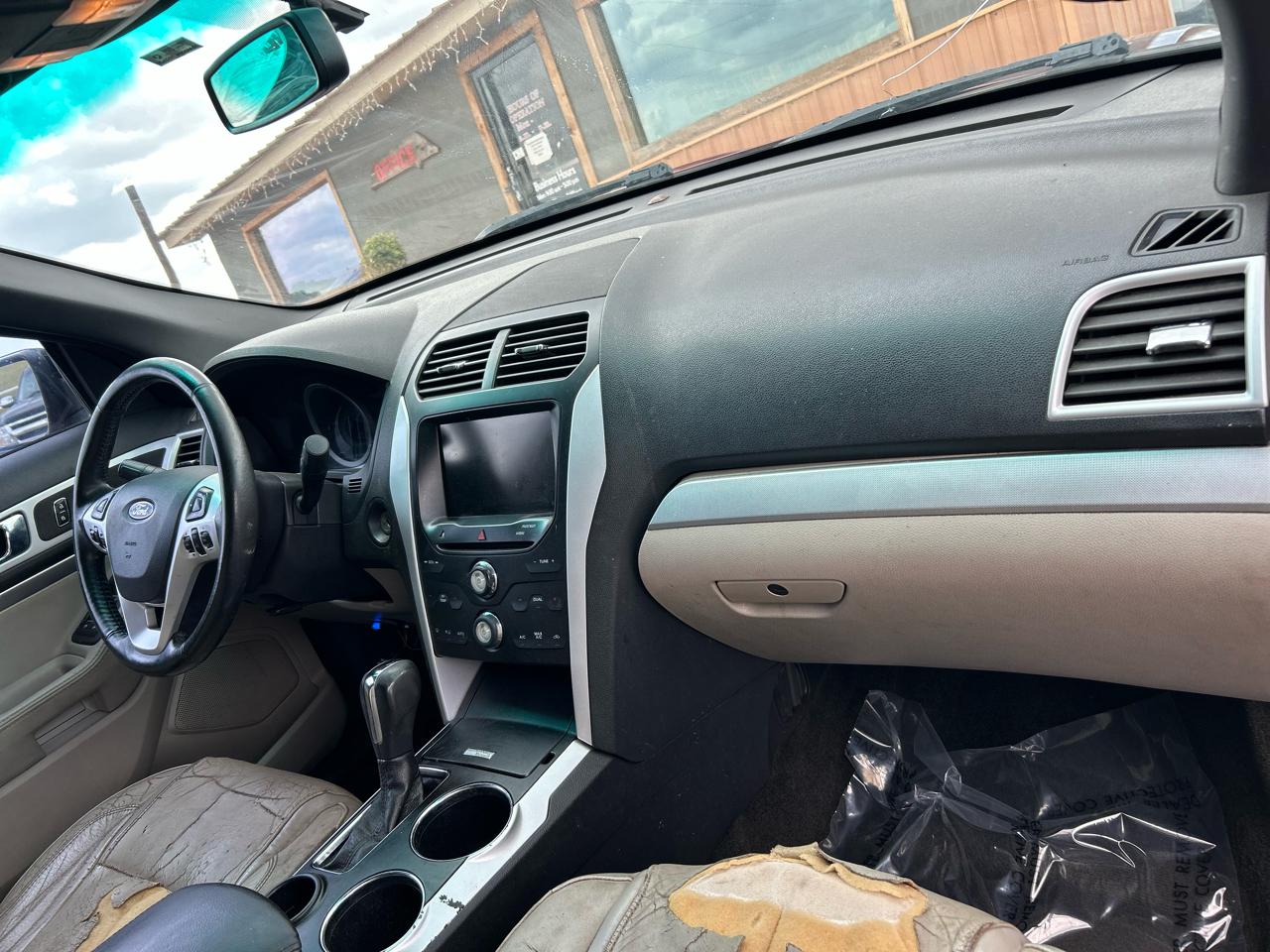 Ford Explorer XLT FWD 2014