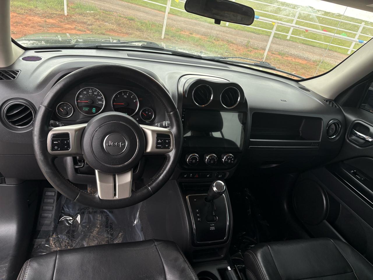 Jeep Patriot Latitude X 4WD 2011