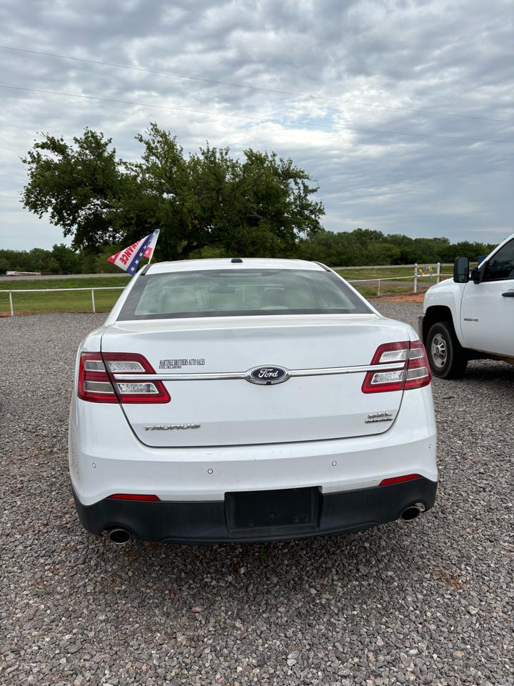 Ford Taurus SEL FWD 2017
