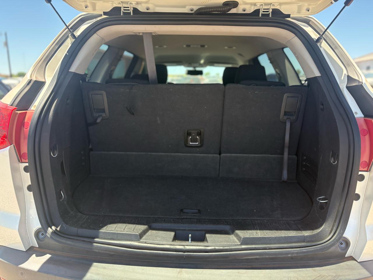 Chevrolet Traverse LT FWD 2012