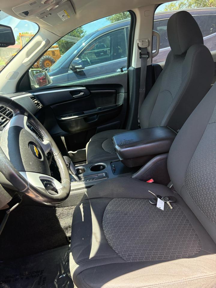 Chevrolet Traverse LT FWD 2012