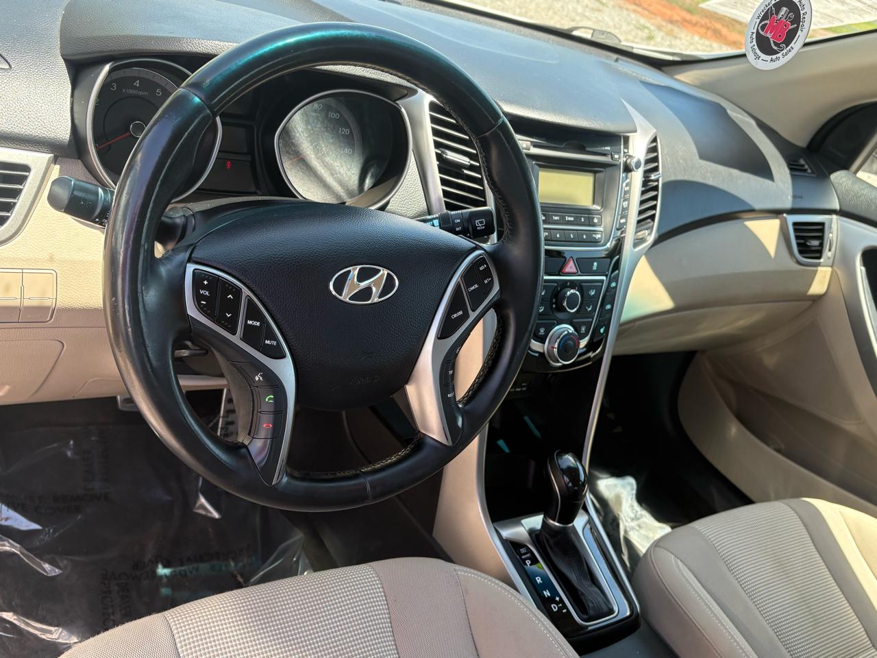 Hyundai Elantra GT A/T 2013