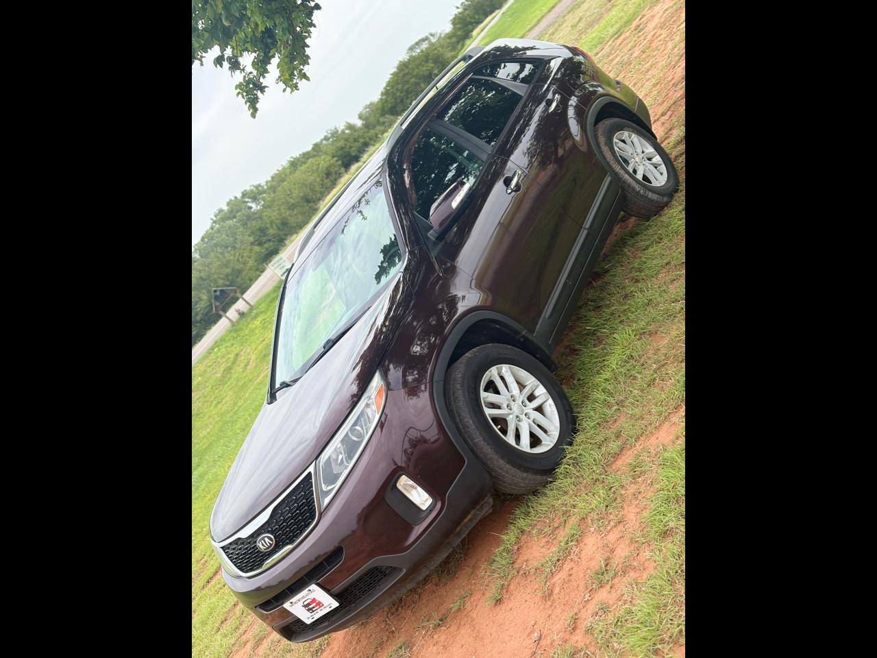 Kia Sorento LX 2WD 2014