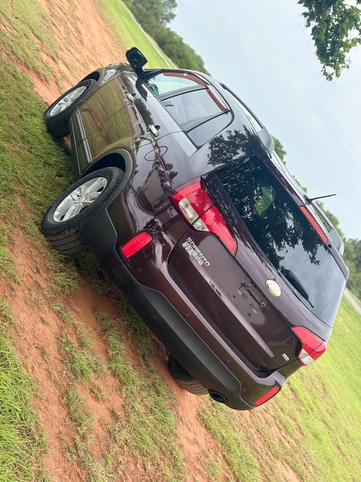 Kia Sorento LX 2WD 2014