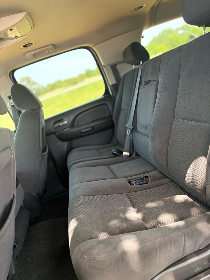Chevrolet Suburban LS 1500 4WD 2007