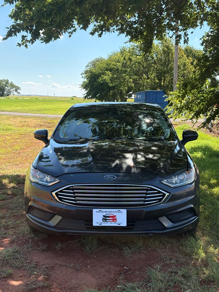 Ford Fusion S 2017