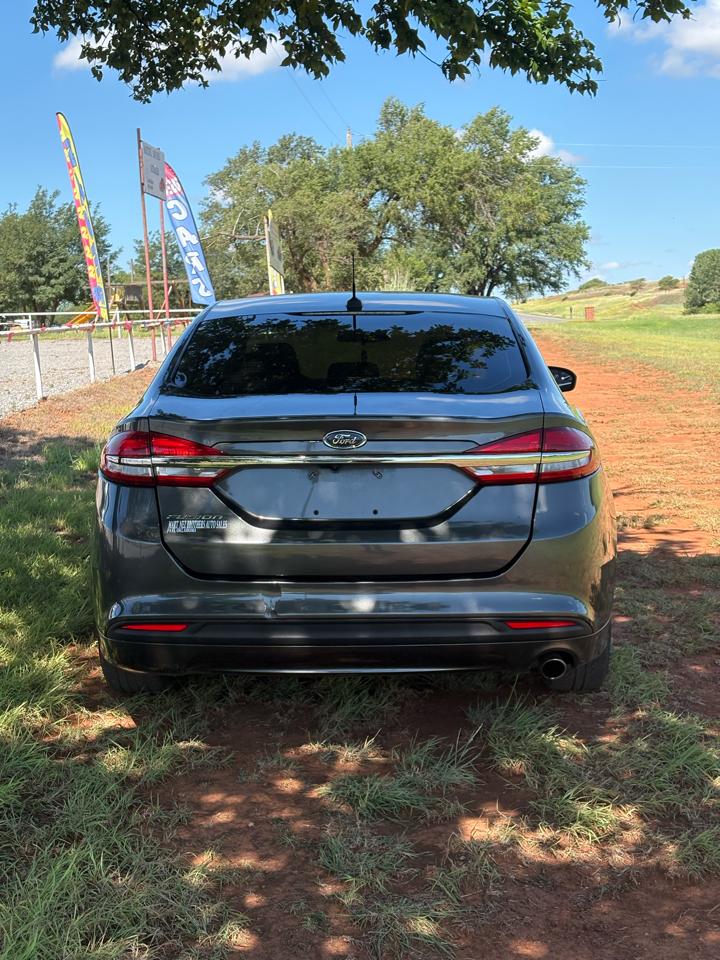 Ford Fusion S 2017