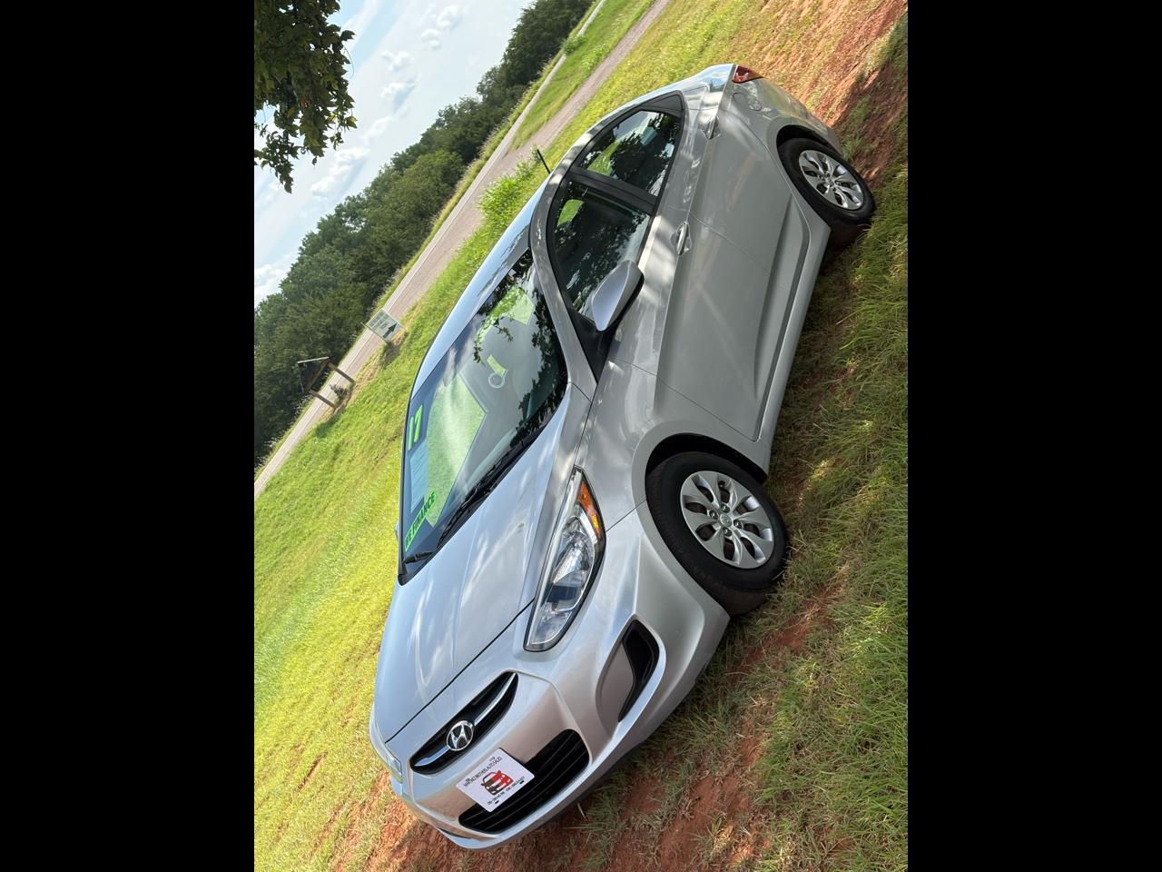 Hyundai Accent SE 4-Door 6A 2017