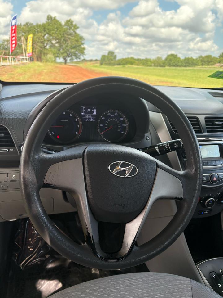 Hyundai Accent SE 4-Door 6A 2017