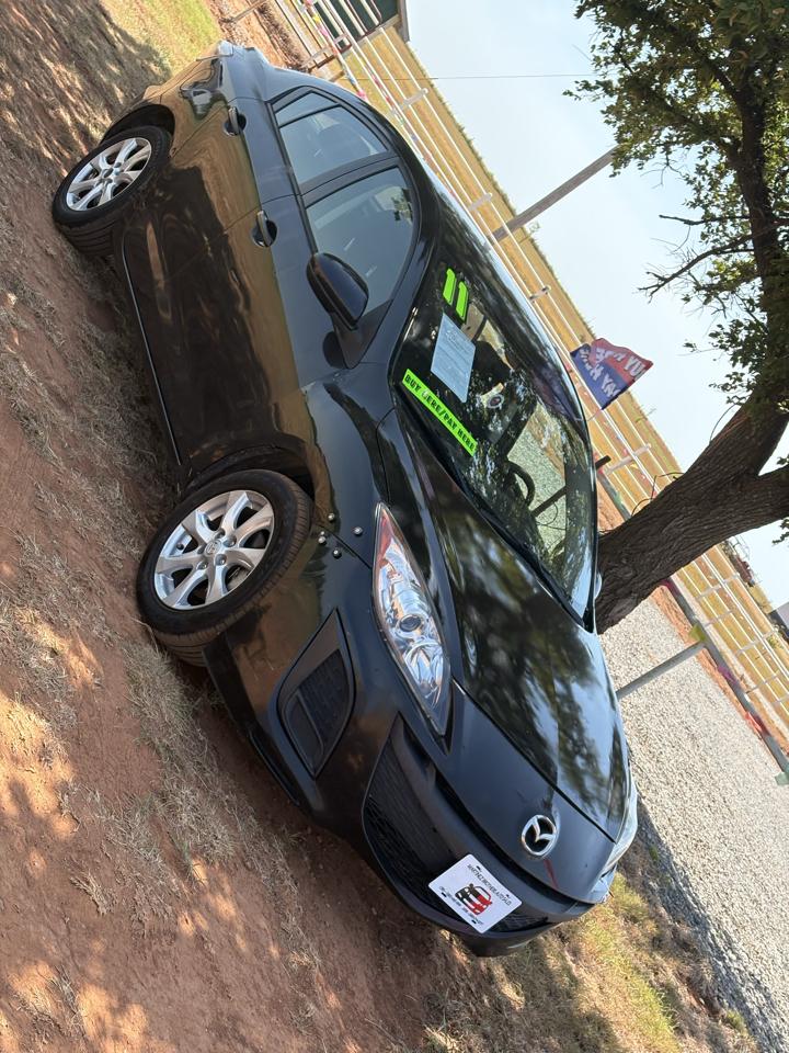 Mazda MAZDA3 i Touring 4-door 2011