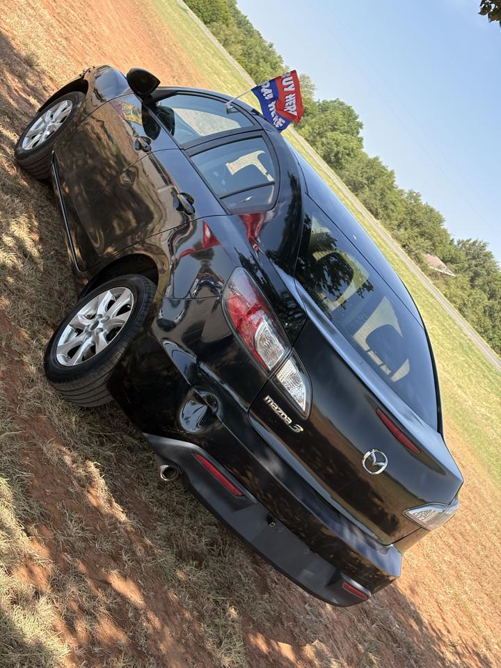 Mazda MAZDA3 i Touring 4-door 2011