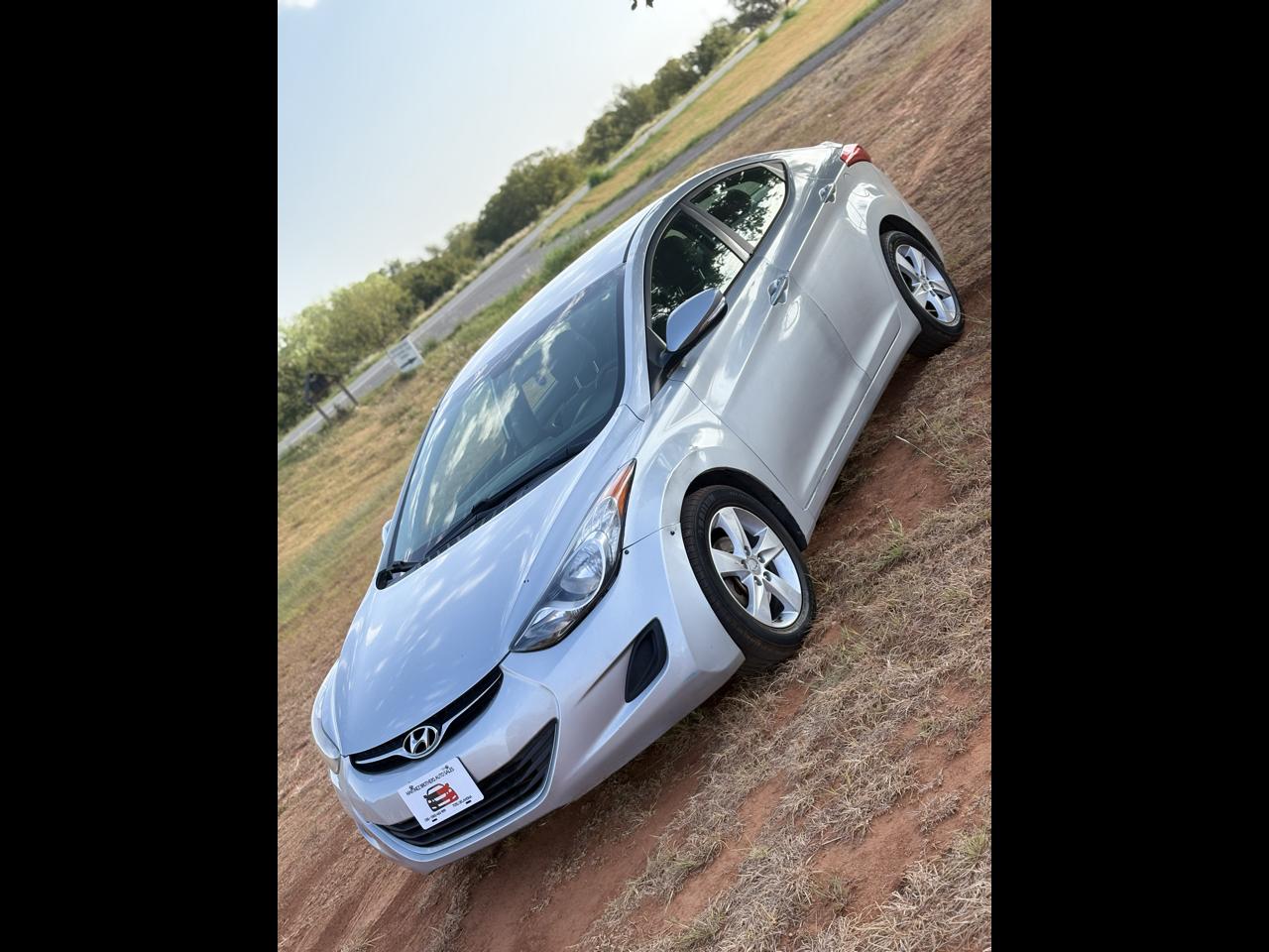 Hyundai Elantra GLS M/T 2013