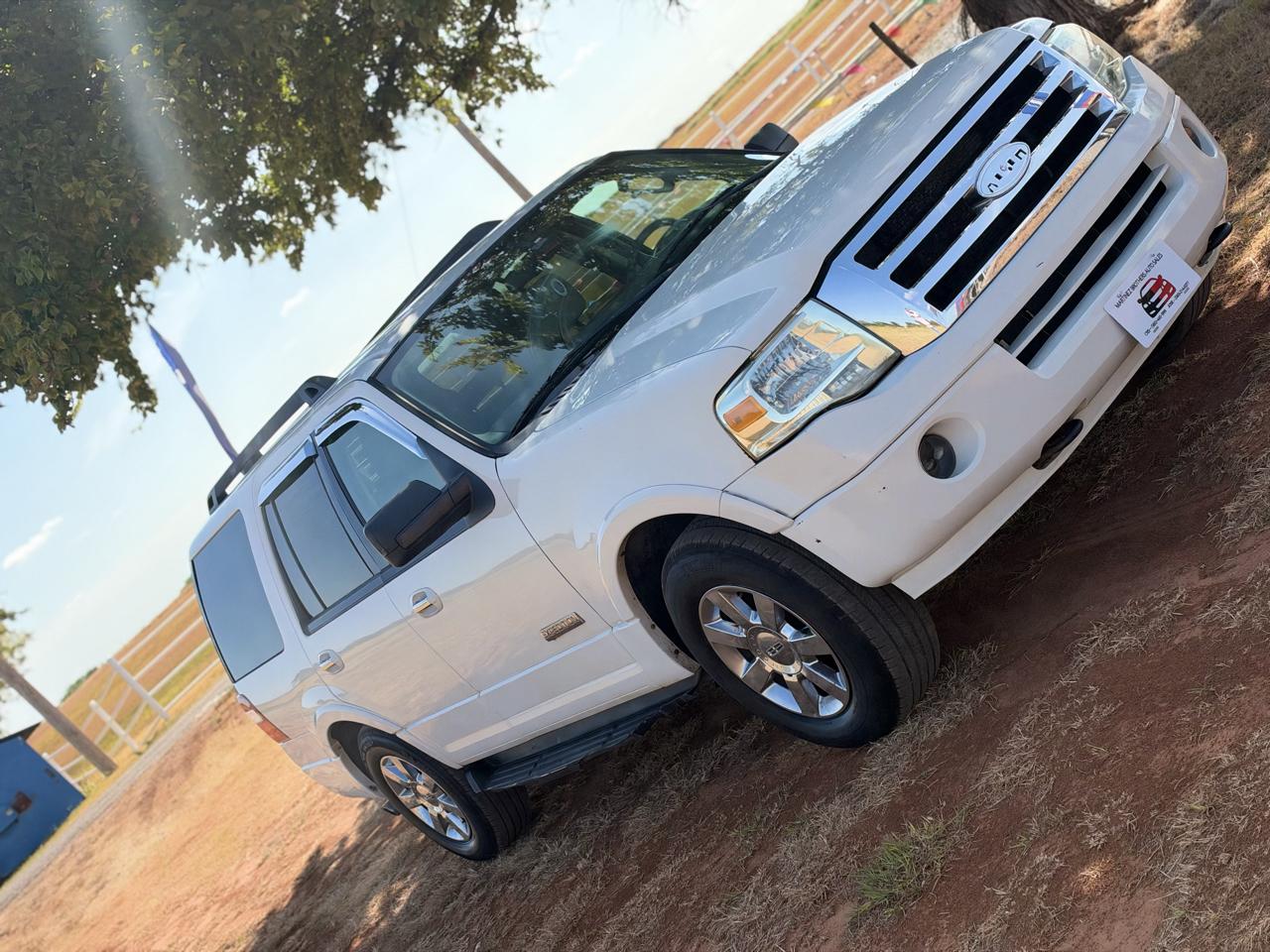 Ford Expedition XLT 4WD 2008