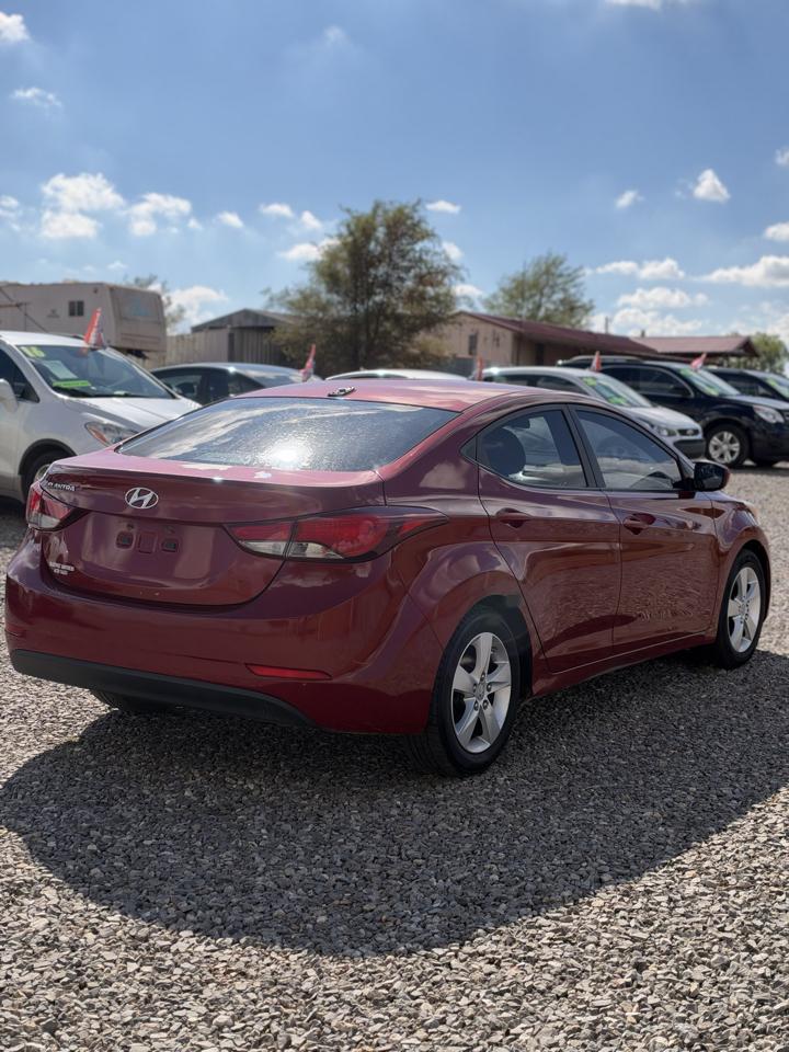 Hyundai Elantra SE 6AT 2016