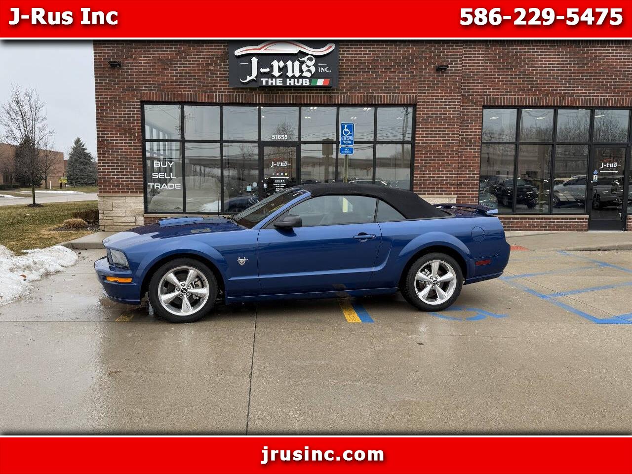 2009 Ford Mustang GT DELUXE