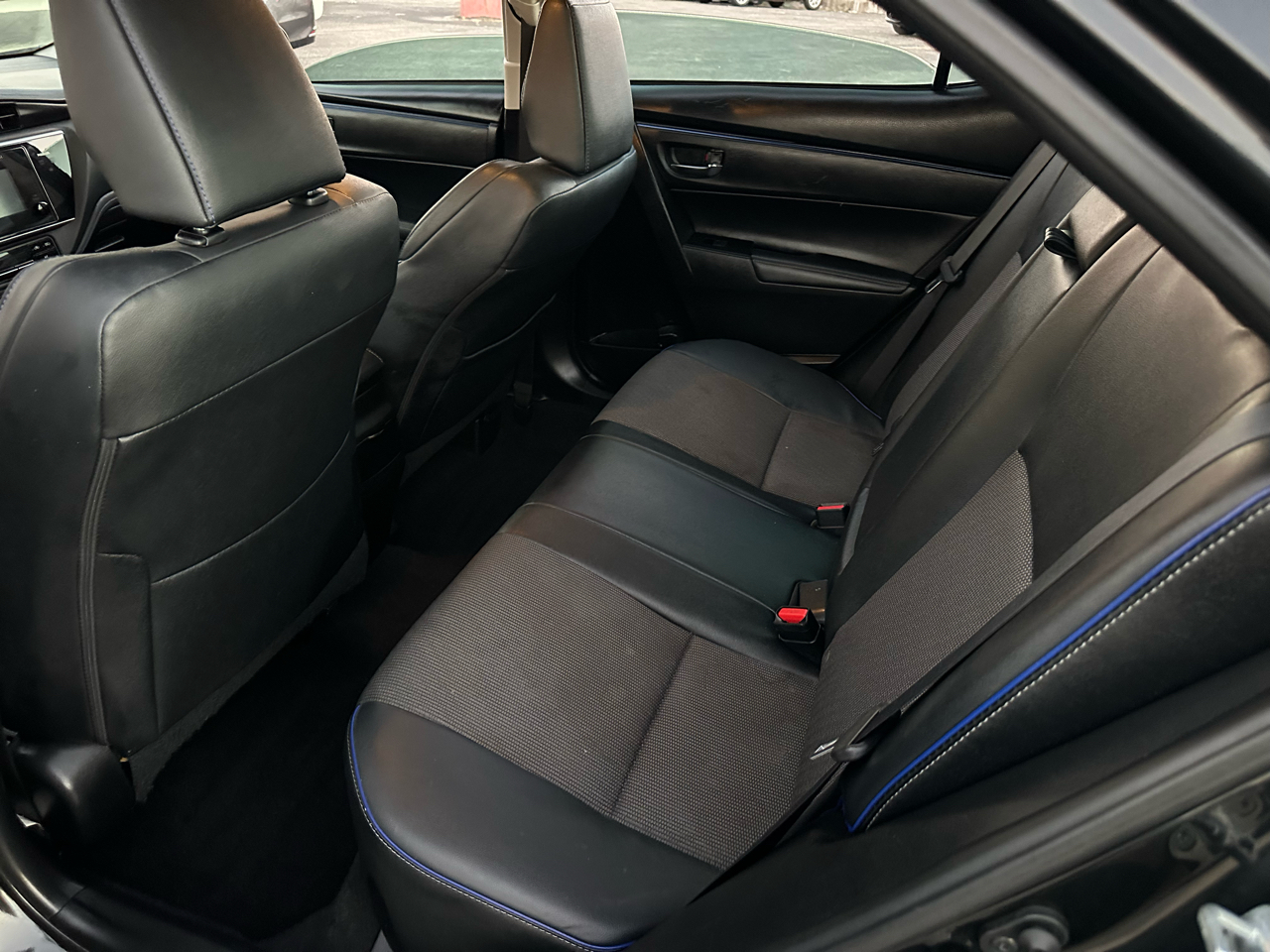 Toyota Corolla LE CVT 2017 Toyota Corolla LE CVT 2017