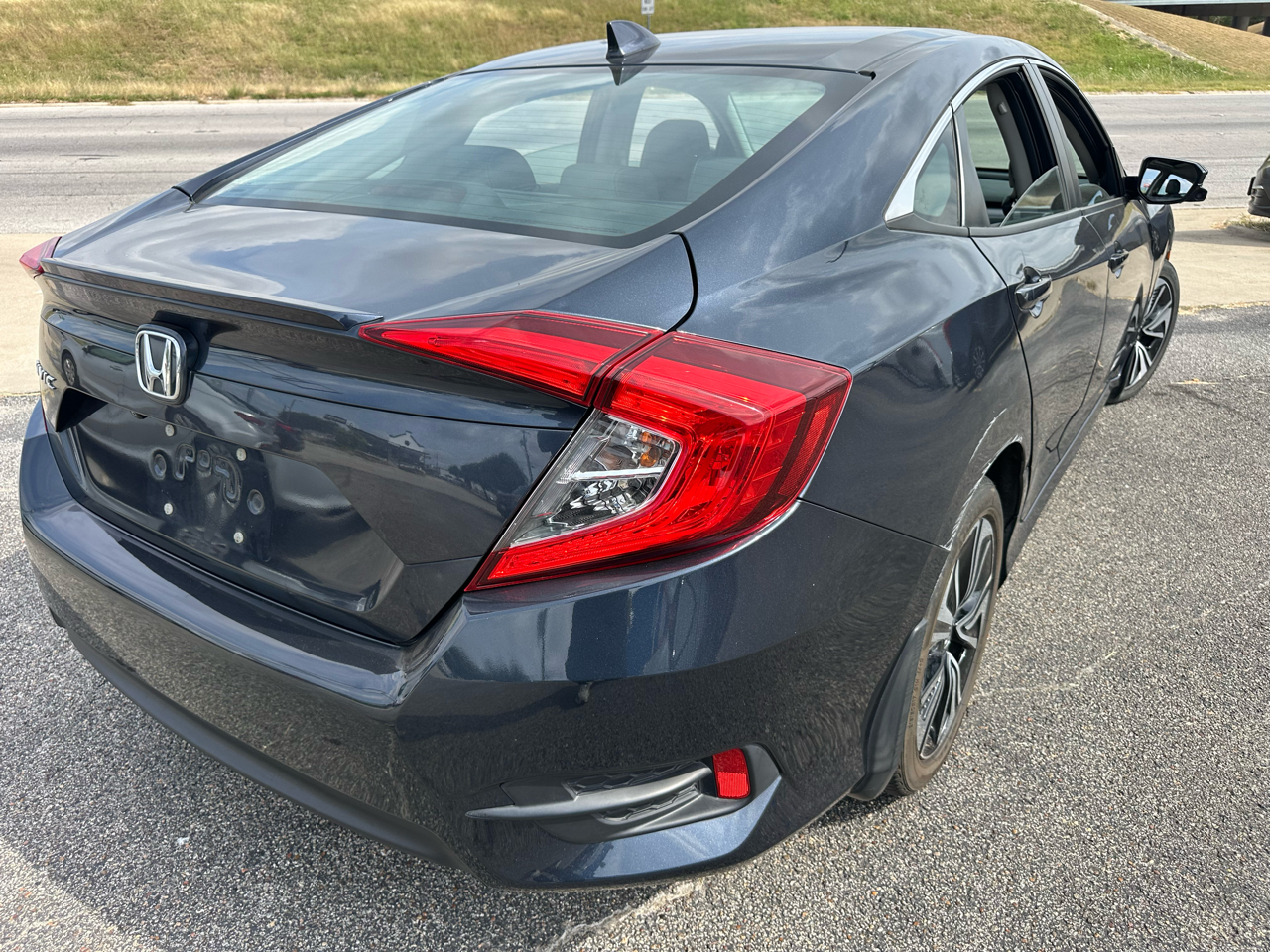 Honda Civic EX-TL Sedan CVT 2016 Honda Civic EX-TL Sedan CVT 2016