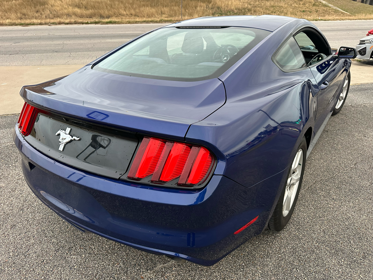 Ford Mustang V6 Coupe 2016
