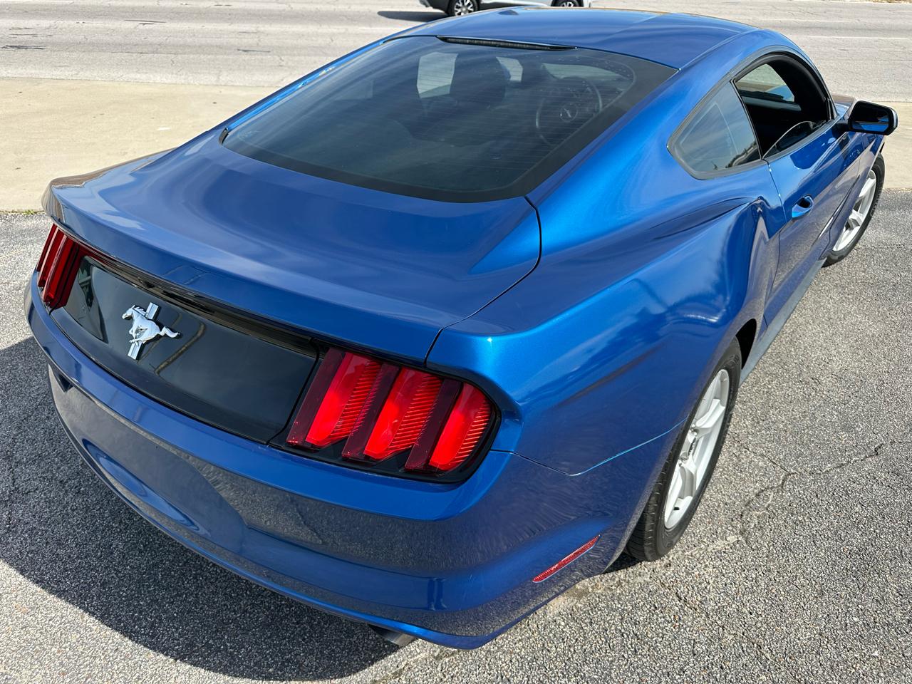 Ford Mustang V6 Coupe 2017
